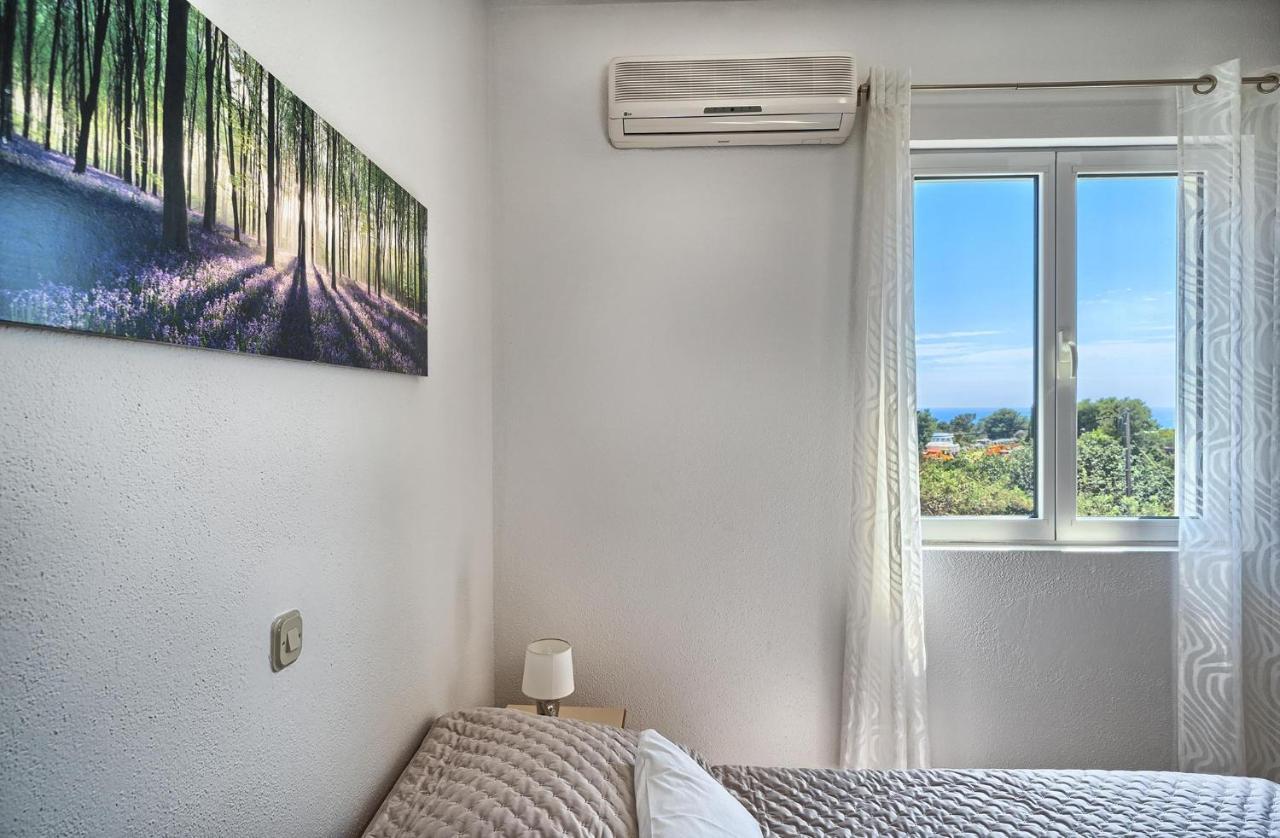 Apartments Irena Хвар Экстерьер фото