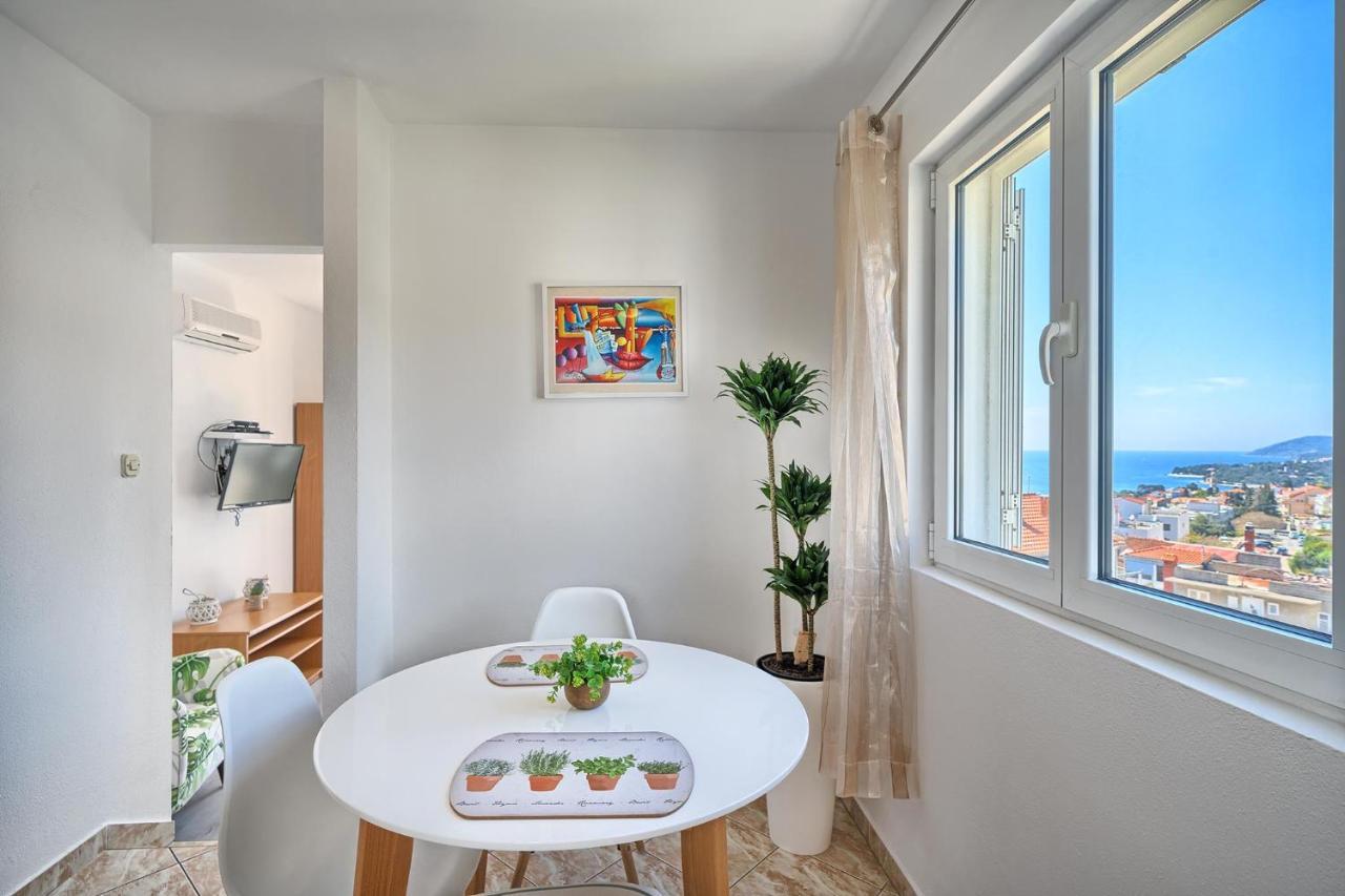 Apartments Irena Хвар Экстерьер фото